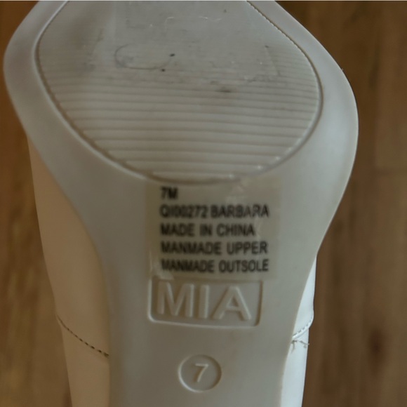 MIA Pointed Toe Booties Sz 7 - Picture 7 of 8